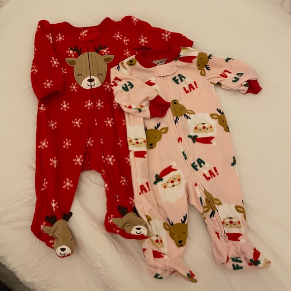 Carters 0-3 month fleece holiday sleepers NEVER WORN - Picture 1 of 3